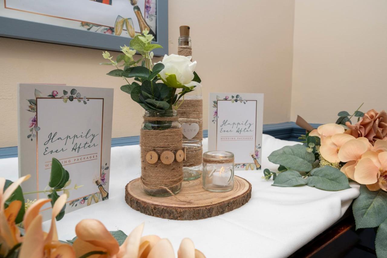 Charnwood Arms Hotel โคล์วิล ภายนอก รูปภาพ