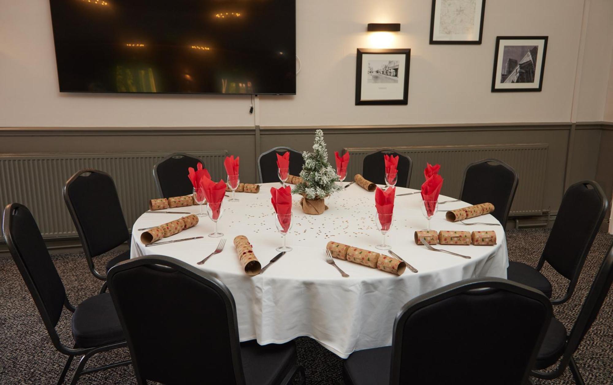 Charnwood Arms Hotel โคล์วิล ภายนอก รูปภาพ