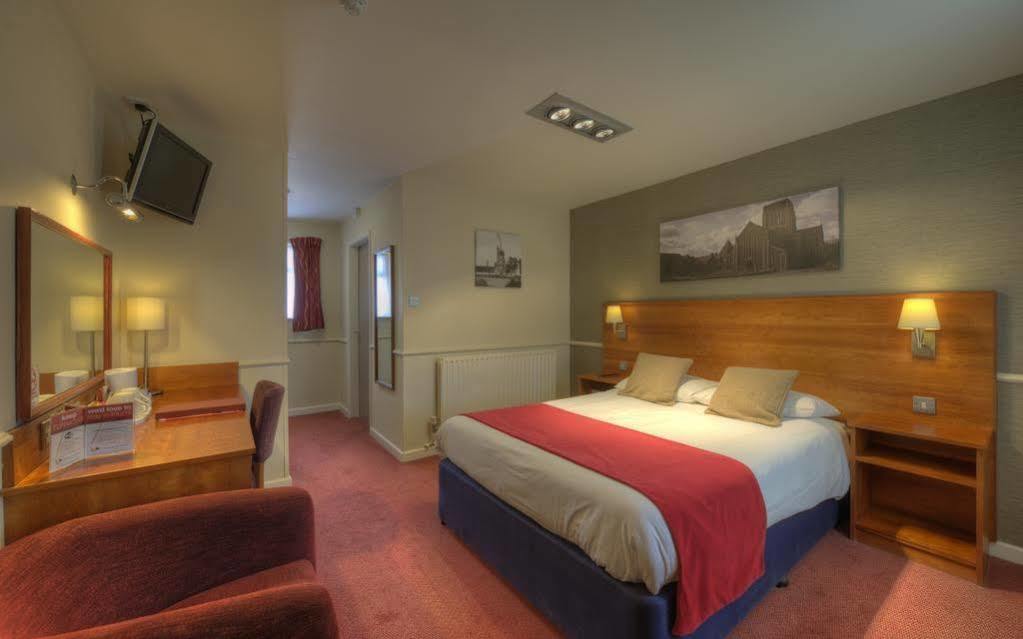 Charnwood Arms Hotel โคล์วิล ภายนอก รูปภาพ